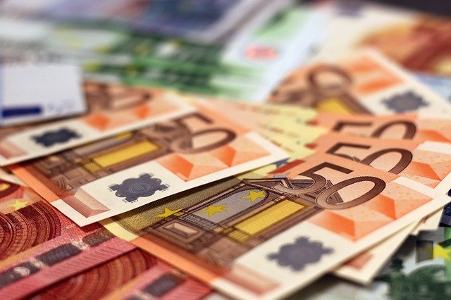 Mikrokreditfonds Deutschland zunächst bis 2024 verlängert