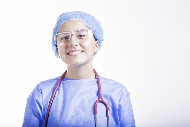 Medizinische Fachangestellte 2022 wieder beliebtester Ausbildungsberuf bei Frauen